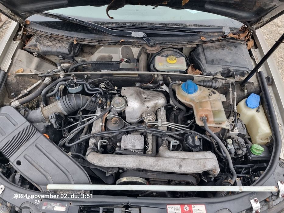 Dezmembram Audi A4 2.5TDI B6 Quattro
