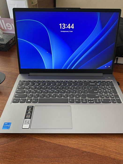 Lenovo noutbuk IdeaPad