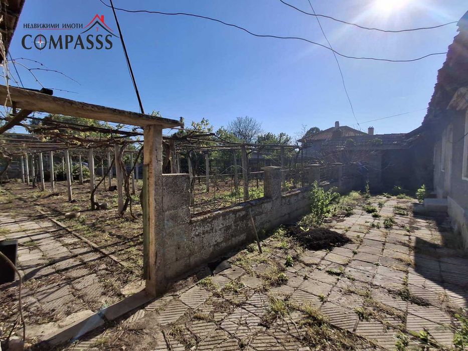 Продава се Къща в с. Преселенци, Област Добрич - 120 кв.м за 225 €/кв.м - Снимка #16