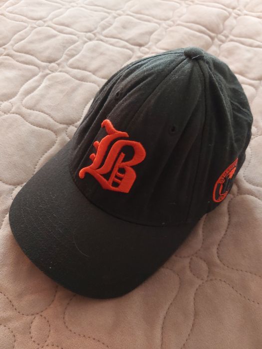 Кепки в хорошем состоянии