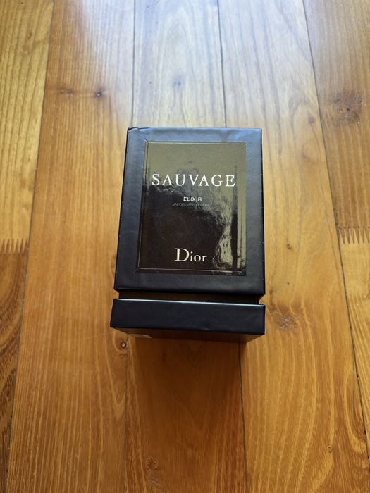 Парфюми Dior Sauvage / Valentino / Creed / Versace