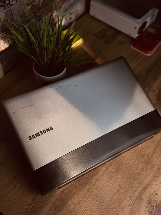 Ноутбук для учебы Samsung