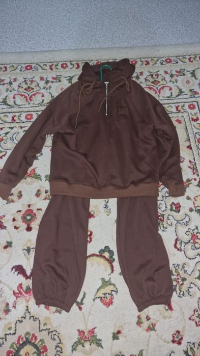 Продам двойку трикотаж 48р