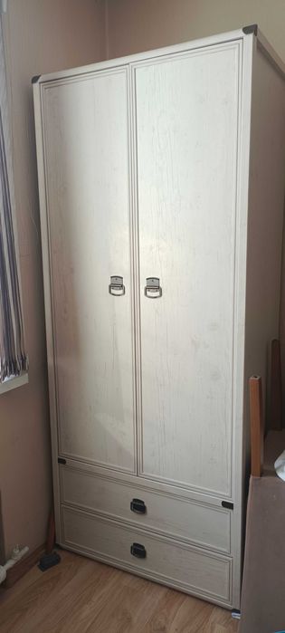 Продам гарнитур для прихожей.