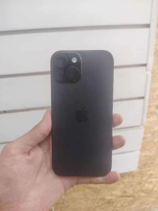 IPhone 15 256 Гб