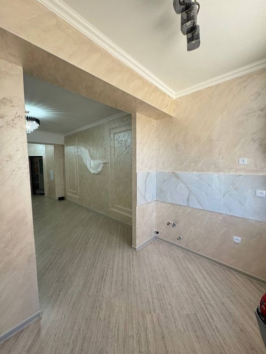 Яшнабад улица Иззат Новостройке продается квартира  2/4/8  42м2