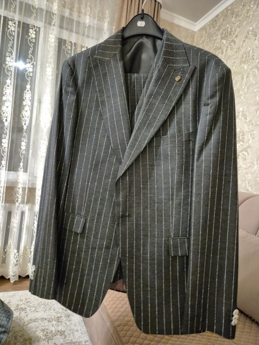Костюм тройка. Размер 50.