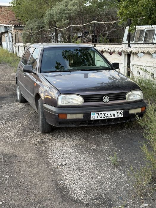 Volkswagen Golf, 1992