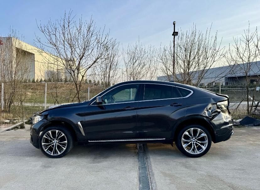 BMW X6/F16/Avariat/2015