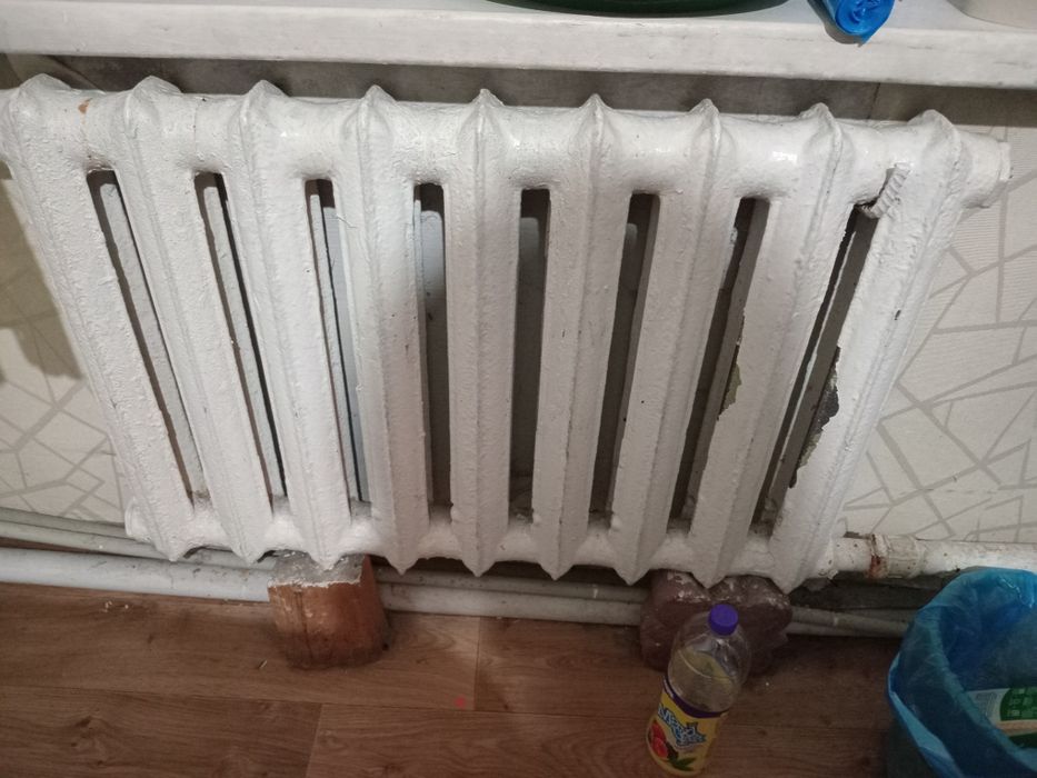 Батарея чугунная