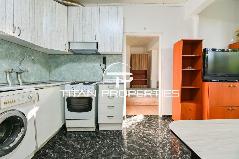 Дава се под наем Двустаен апартамент в София, Слатина - 50 кв.м за 400 € - Снимка #2