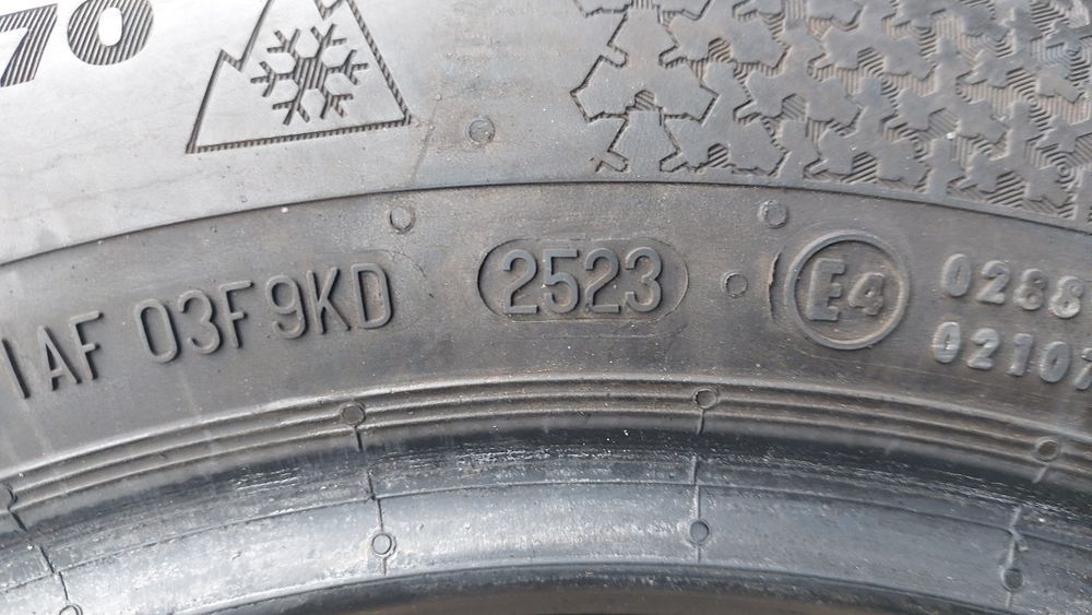 Зимни гуми 185/60/15 Continental WinterContact TS870 4 броя