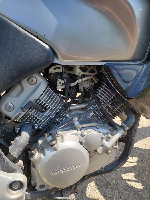 Vând Urgent !!! Honda Varadero XL 125 V