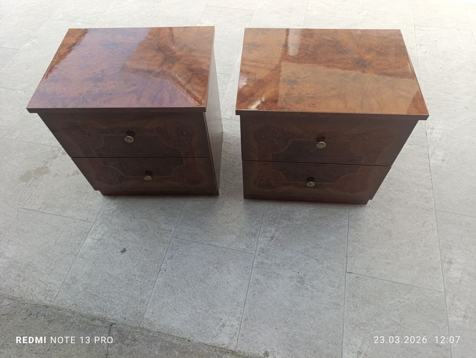 Продам две тумбочки
