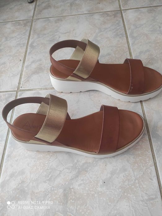 Sandale cu platforma dama