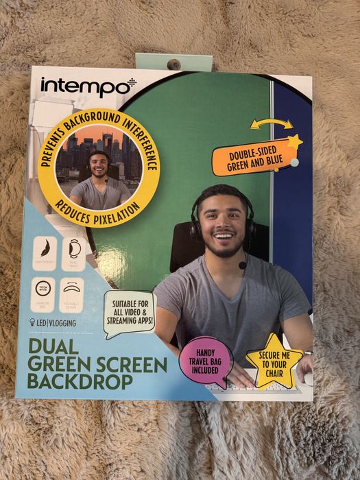 Зелен фон (dual green screen backdrop)