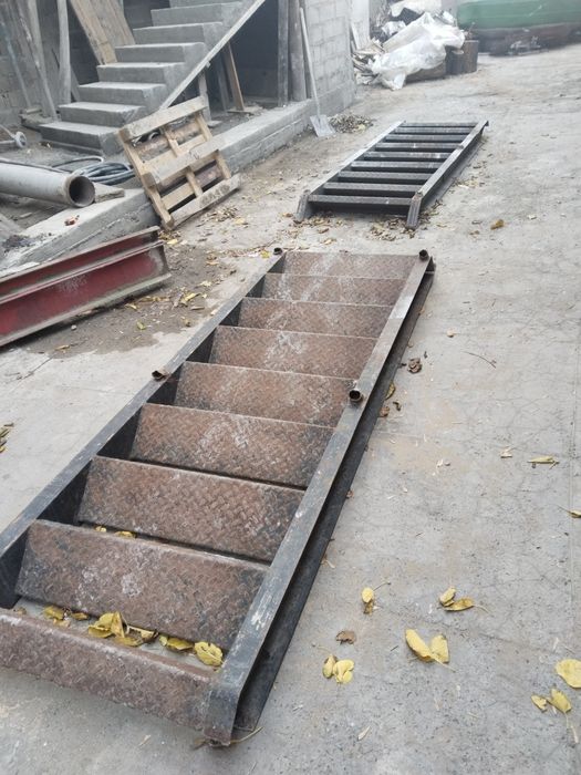 Лестница металлическая