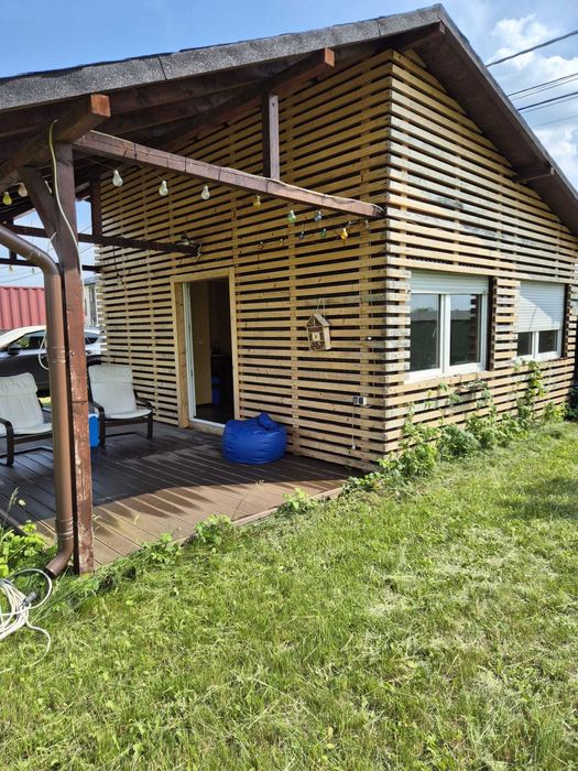 Cabana construita din 2 containere 32 mp + terasa 21 mp. Doar 19,900 !