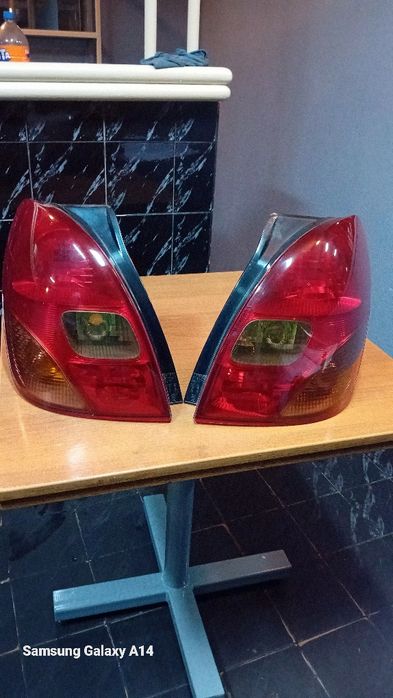 Стопове за тойота корола версо