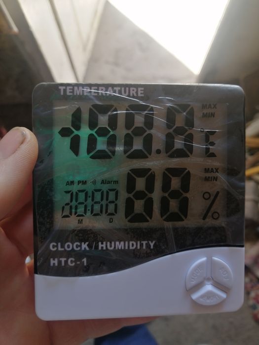 Termometru și higrometru