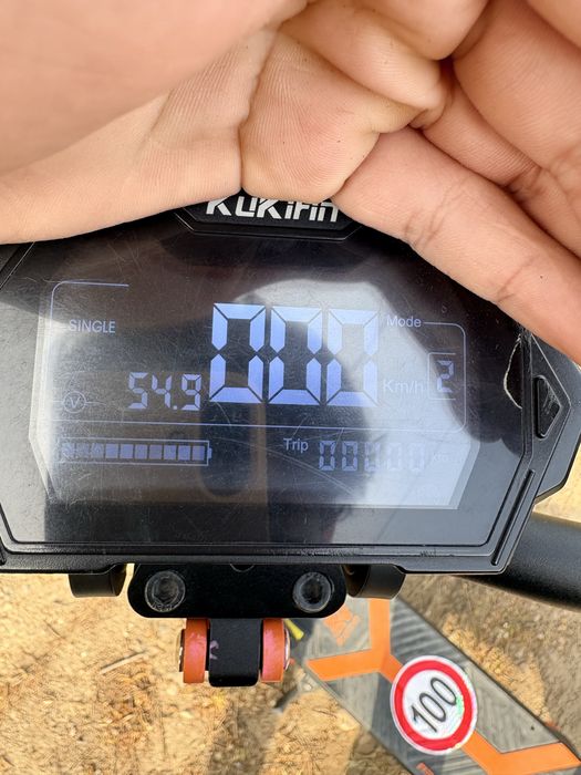 vand g2 max pret 2800 lei negociabli