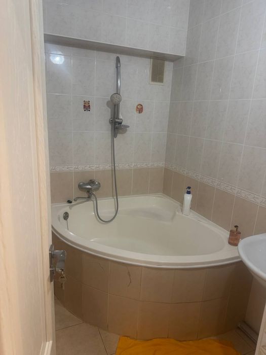 Продам квартира 4 ком Юнисабад Д2