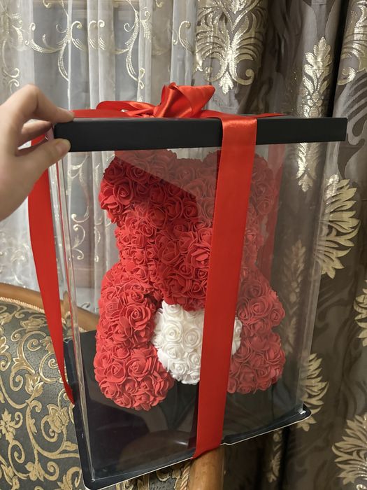 мишка в коробке подарок на 14 февраля либо 8 марта