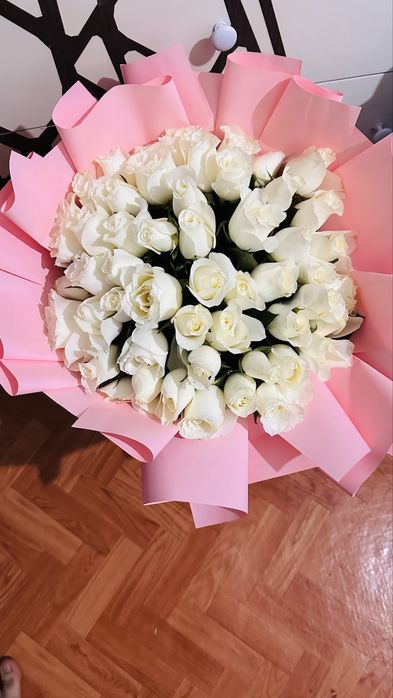 51 роза арзан 2 букета