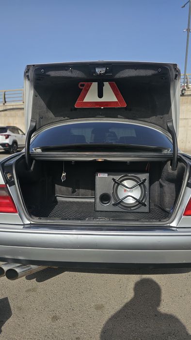 Продам машину w210