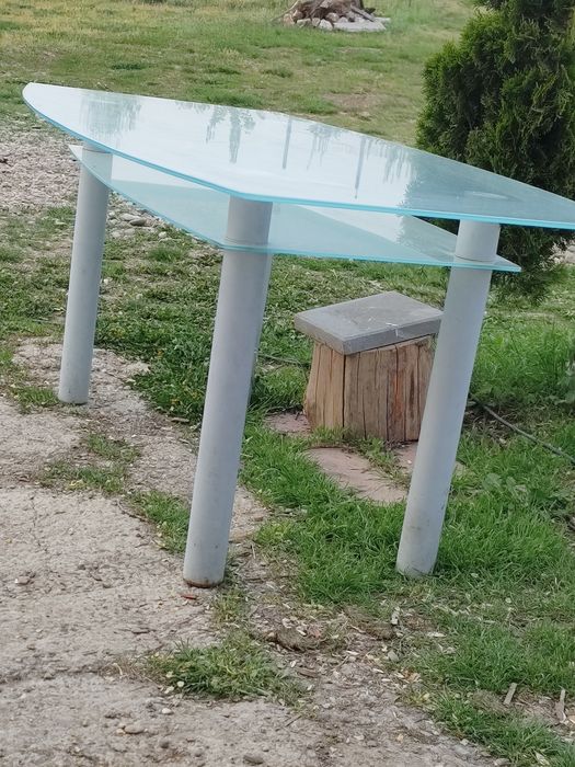 Masa  din sticla