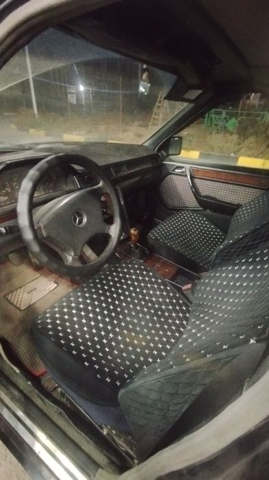 Продам Мерседес w124