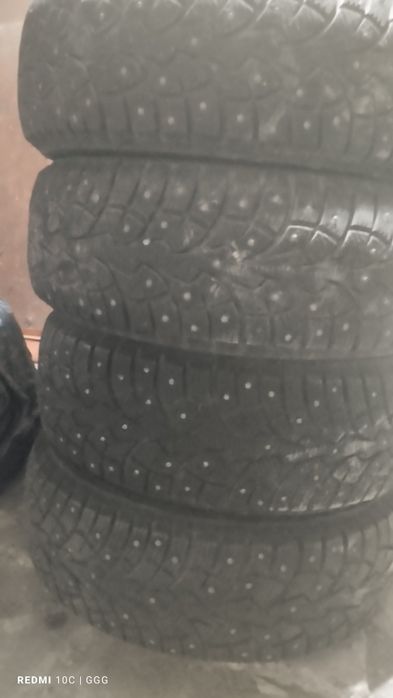 Зимни шина шипами