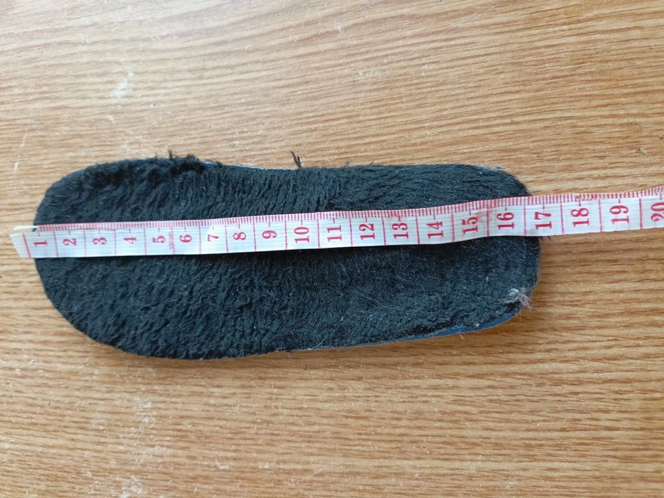 Продам сапожки демисезонные