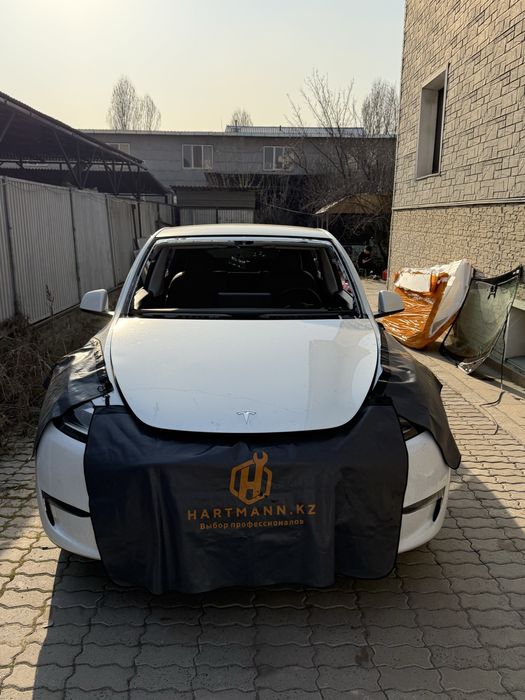 Автостекла на все марки TESLA