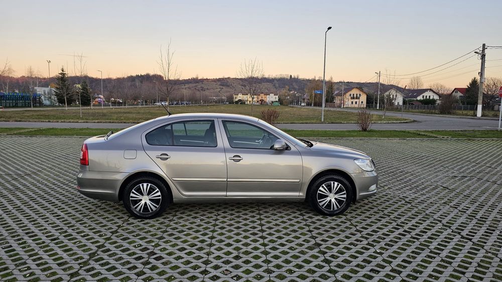 Skoda Octavia 1.6TDI  Cutie Automată DSG Dublu Climatronic Euro 5
