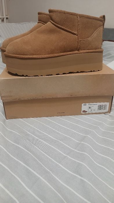 UGG-URI noi originale