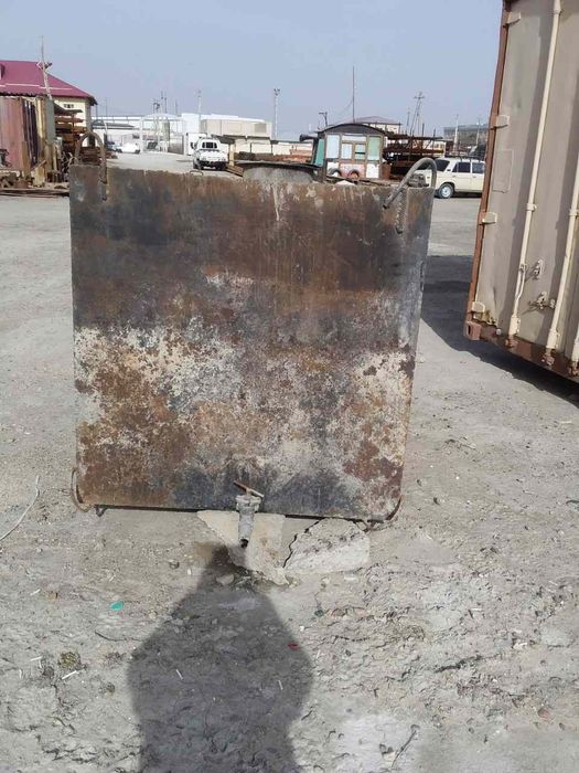 Yomkst isteʼmol moyi solishda foydalanilgan