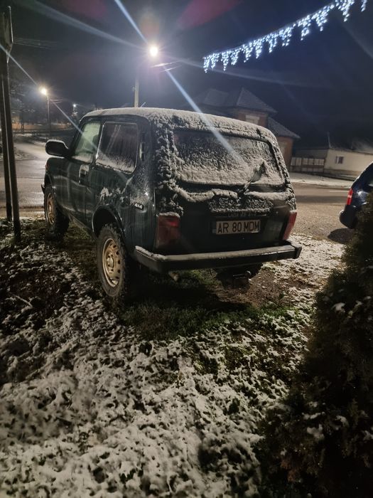 Lada Niva 1.7 benzina