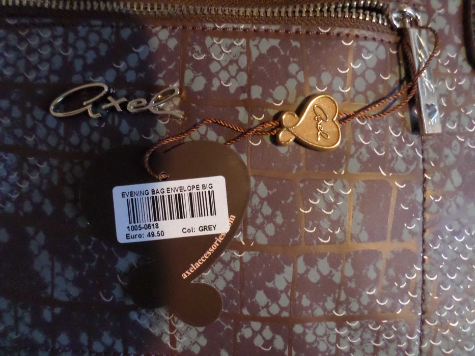 НОВИ Оригинални чанти ахеl