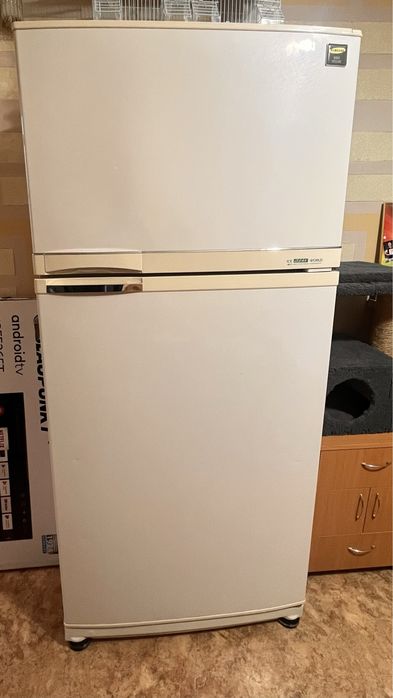 Холодильник б/у