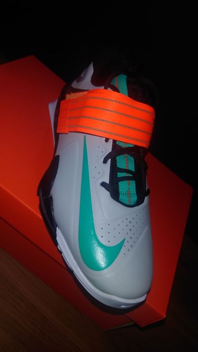 Фитнес обувки Nike Savaleos 45,5 NEW