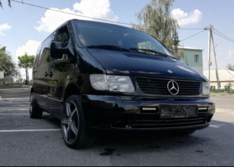 Mersedes vito       .