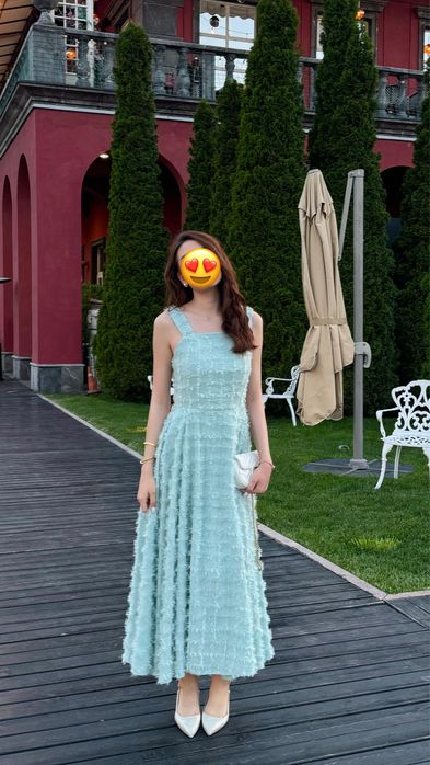 Носила только 1 раз,очень красивая платье