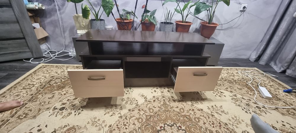 Продам тумбу по ТВ