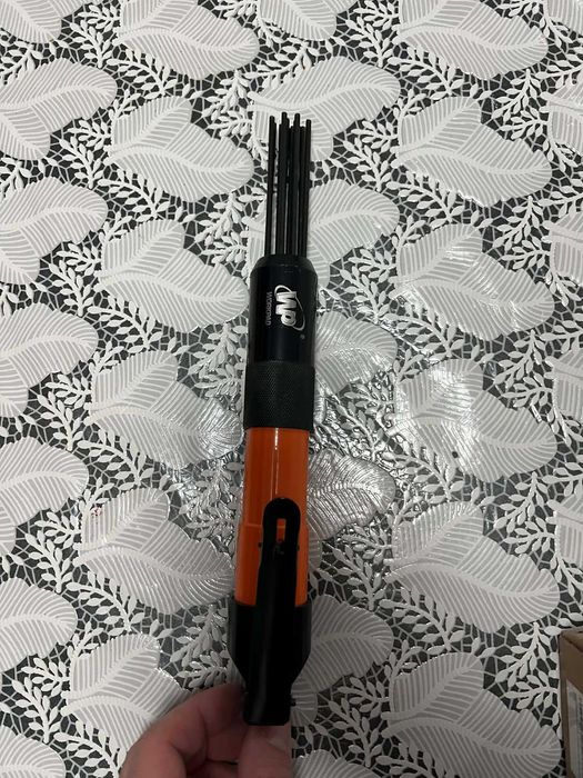 Pistol Pneumatic cu Ace - Curățător Rugină/Zgură