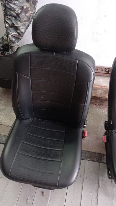 Передние кресла на Renault Duster до рестайлинг