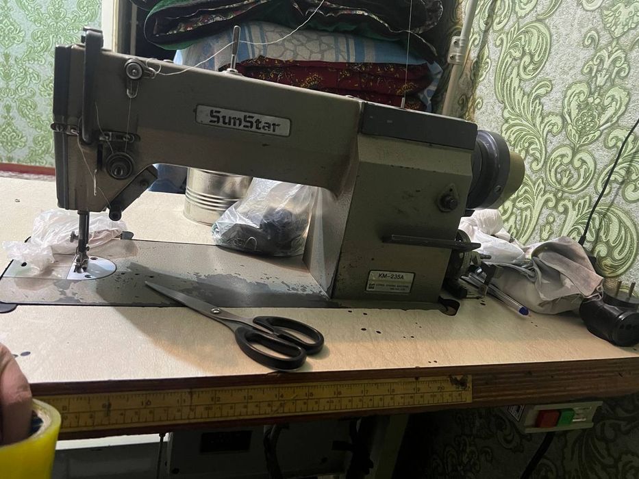 Тикув машинка сотилади, чеварлар учун.