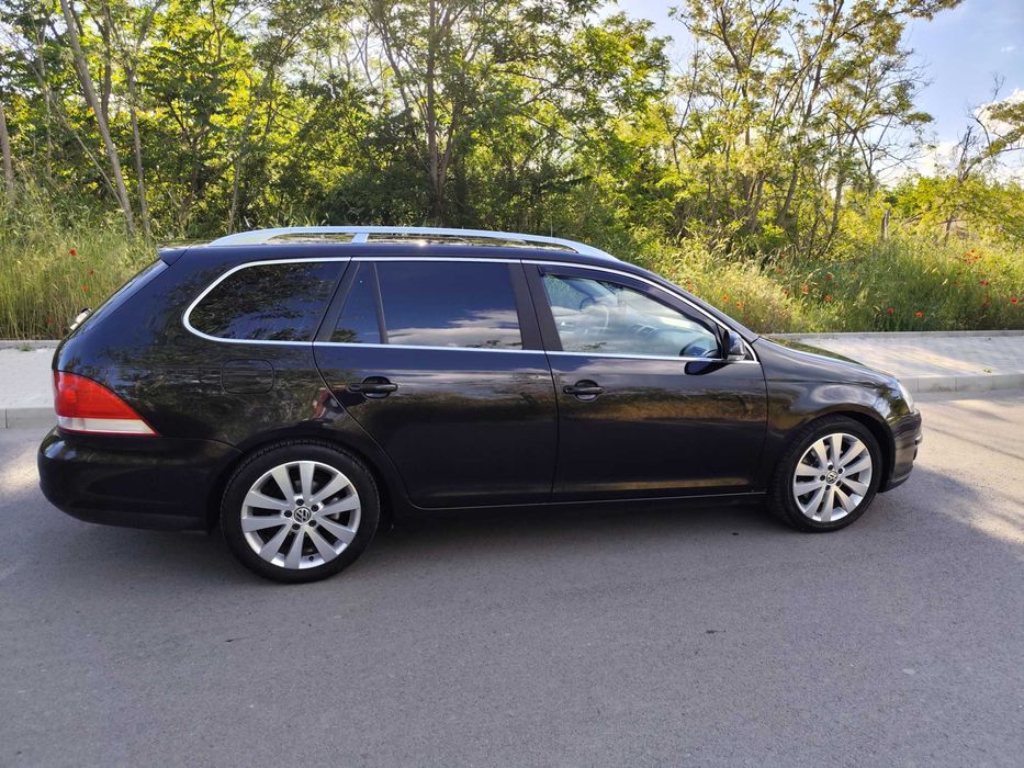 Продавам VW GOLF 5 2.0TDI 16V