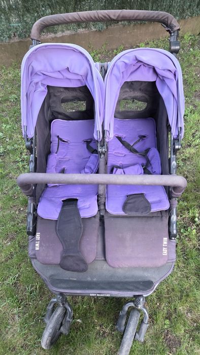 Бебешка количка за близнаци