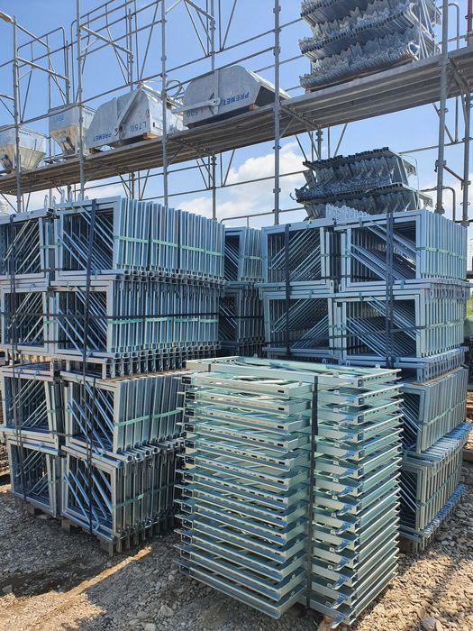 Vindem montanti cofraj, distantieri metalici, pene blocaj